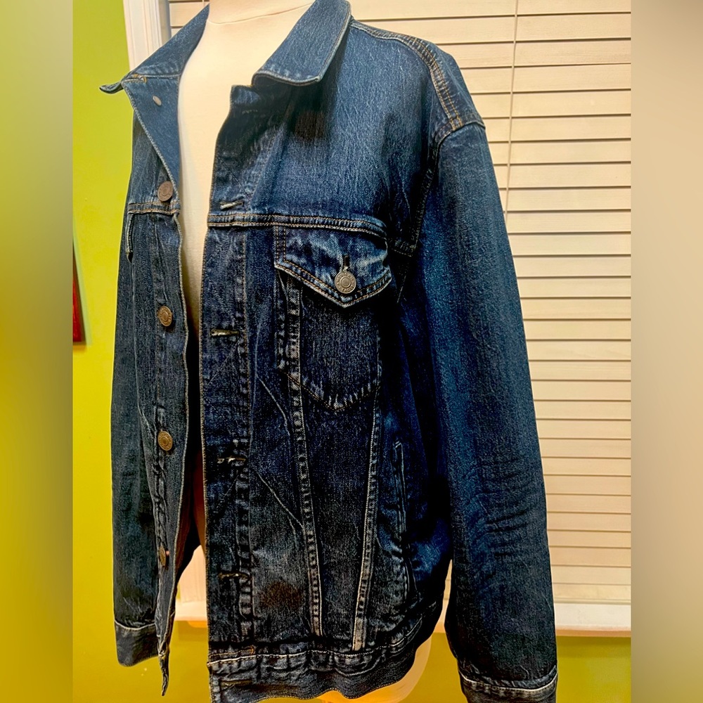 American Eagle Women's Oversized Denim Jacket